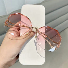 Load image into Gallery viewer, Fashion Tea Gradient Sunglasses