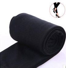 Load image into Gallery viewer, Trample Feet Leggings